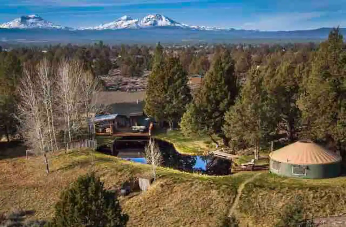 Yurt at Rainbow Ranch Oregon