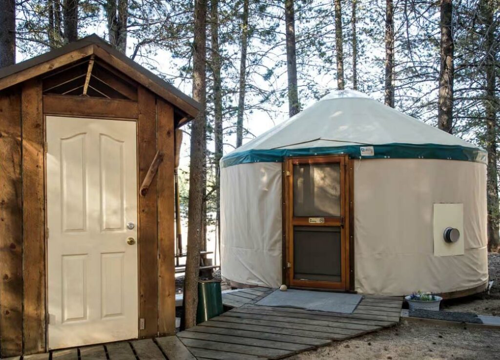 Yosemite Glamping Yurt Rental