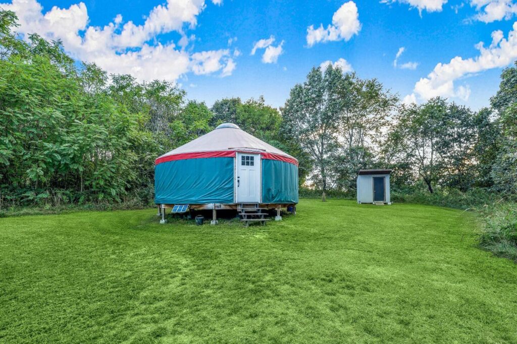 Best Yurt Rental in Missouri