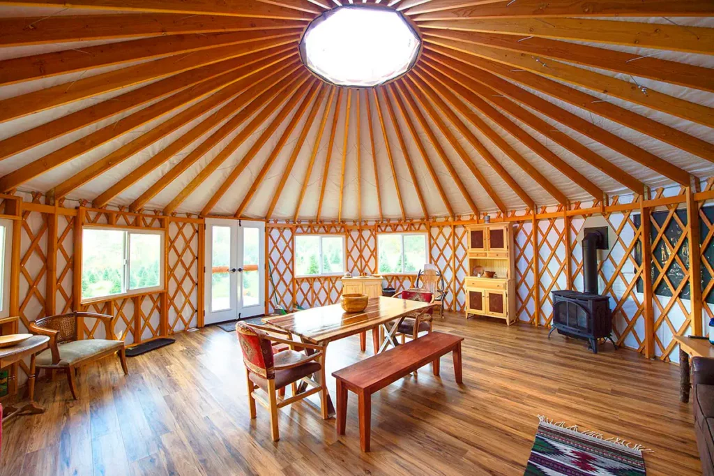 Glamping Yurt Maine