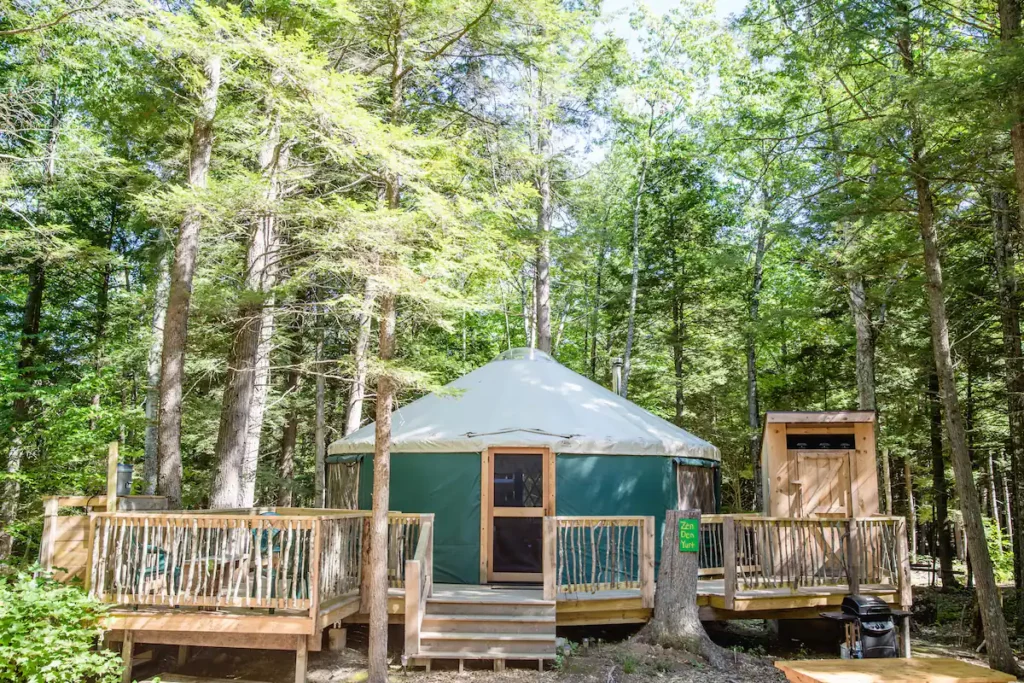 Maine Glamping Yurt