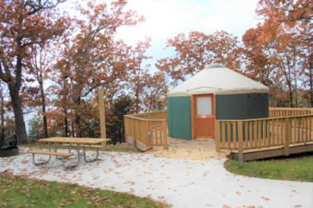 Yurt in Missouri for Rent