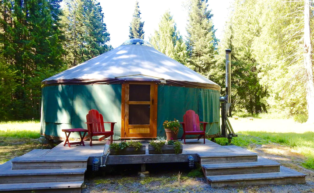 Rustic Romantic Yurt at Elysium Woods